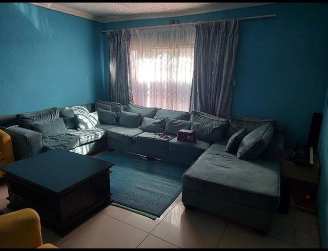 3 BEDROOM HOUSE FOR SALE IN VOSLOORUS